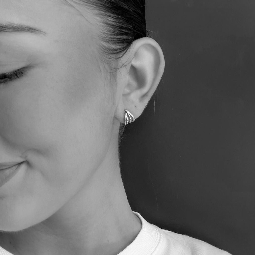 Ari Studs