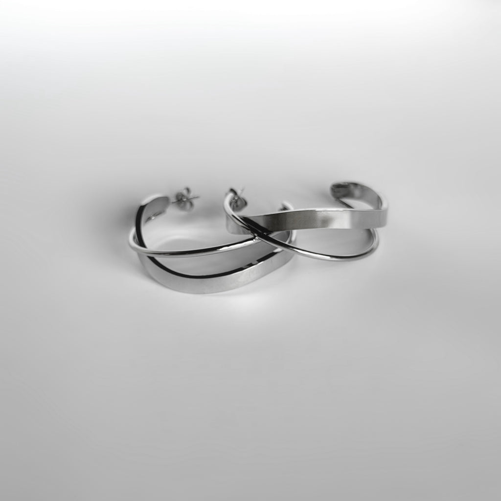 Ami Hoops