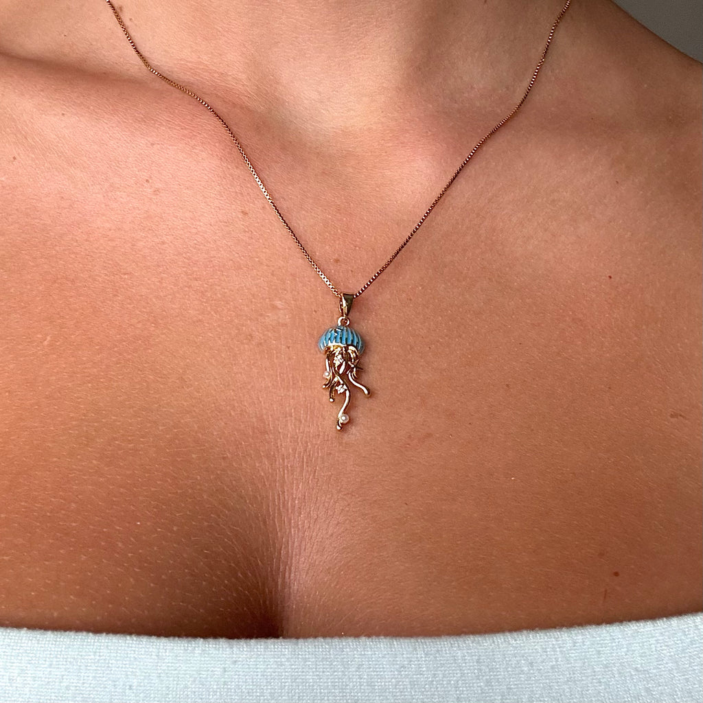 Isla Pendant