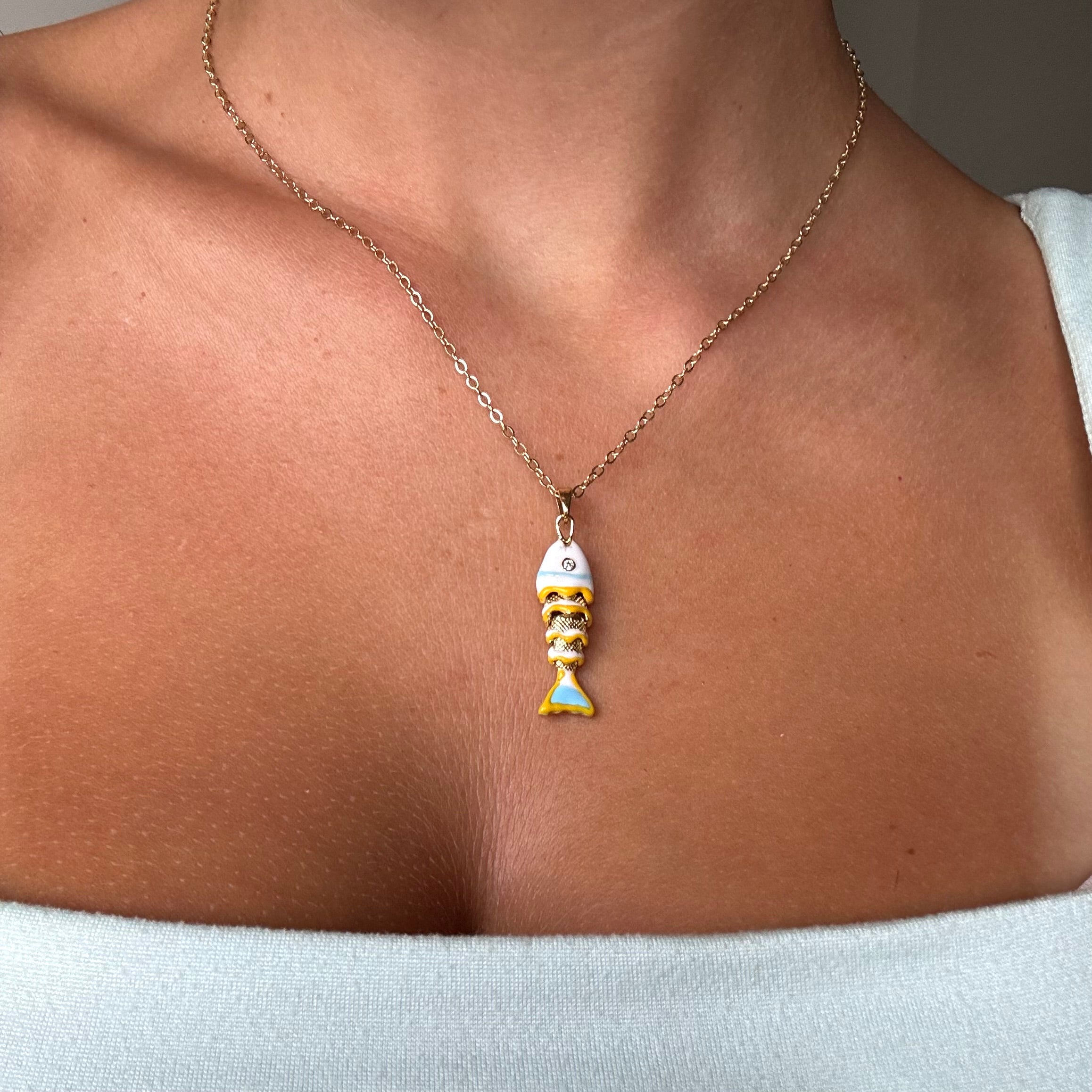 Mira Pendant