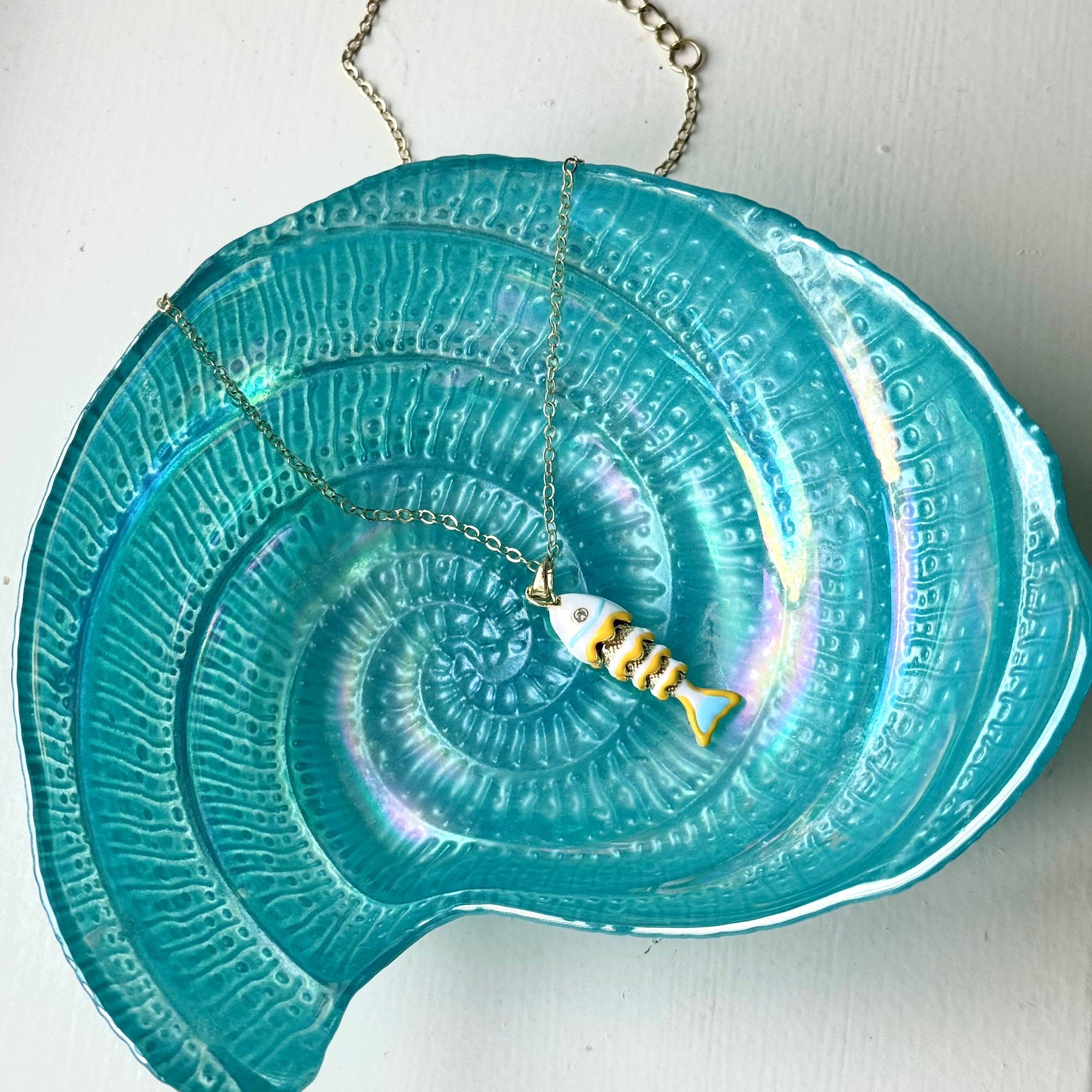 Mira Pendant